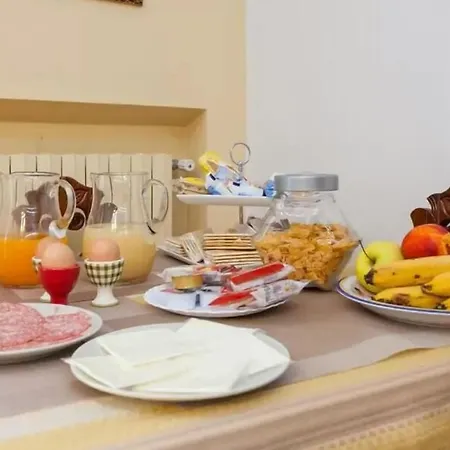 Adelberga Bed & Breakfast 4*