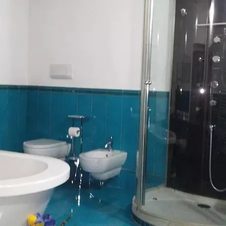 فندق مبيت وإفطار Adelberga ساليرنو