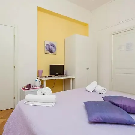 Adelberga فندق مبيت وإفطار ساليرنو