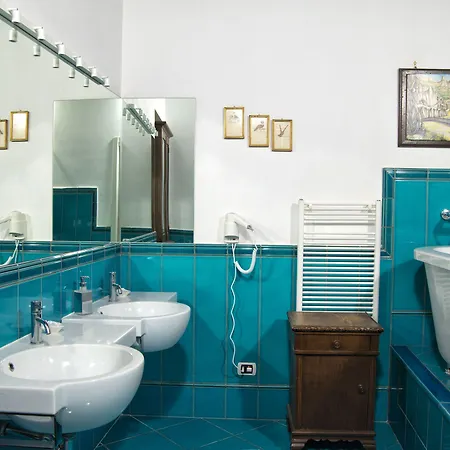 فندق مبيت وإفطار Adelberga 4*