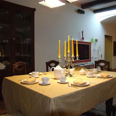 Bed & Breakfast Adelberga Salerno